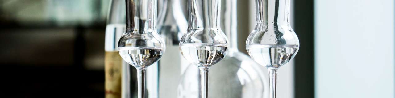 Bicchierini di distillati (grappe) di PD Distribuzione.